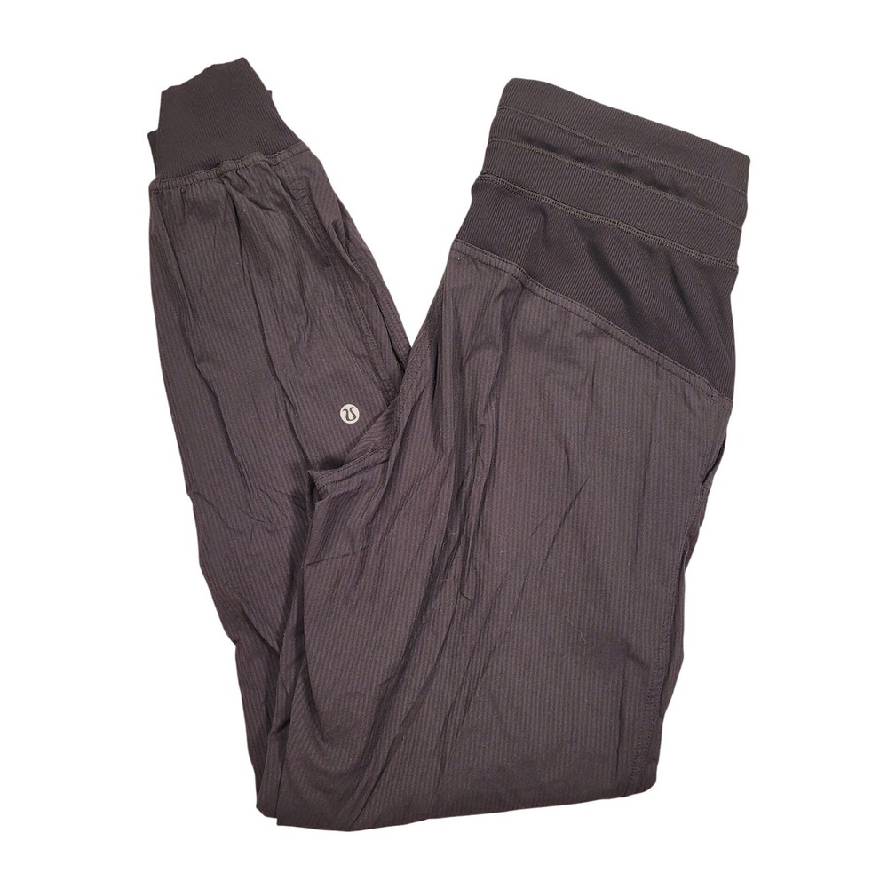 Lululemon Beyond the Studio Jogger Black Pinstripe Textured Size 4 LW5ENMS
